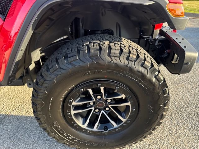Used 2026 Jeep Wrangler Unlimited Rubicon w/ Xtreme 35 Tire Package image 12