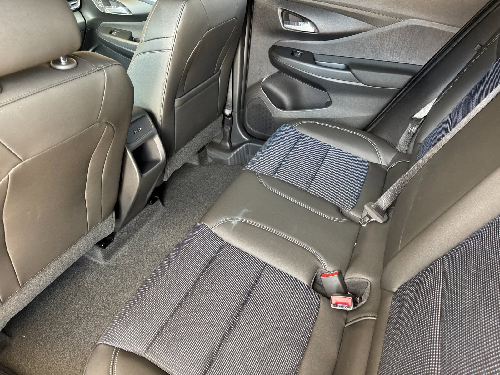 New 2026 Buick Envista Sport Touring FWD image 12