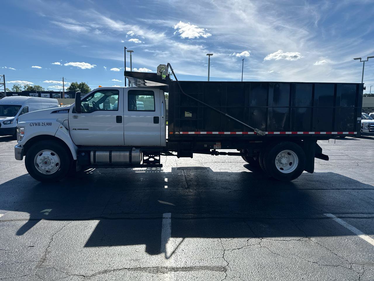 Used 2018 Ford F650 2WD Crew Cab Super Duty image 5