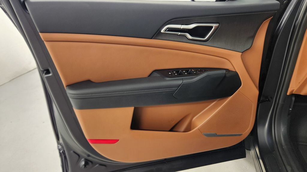 New 2026 Kia Sportage X-Line w/ X-Line Premium Package AWD/4WD image 19