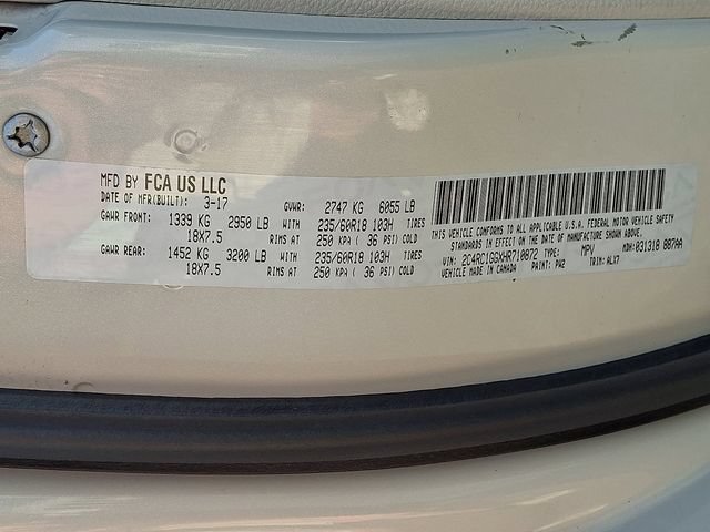 Used 2017 Chrysler Pacifica Limited FWD image 28