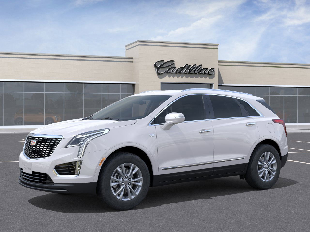 New 2026 Cadillac XT5 Luxury image 2