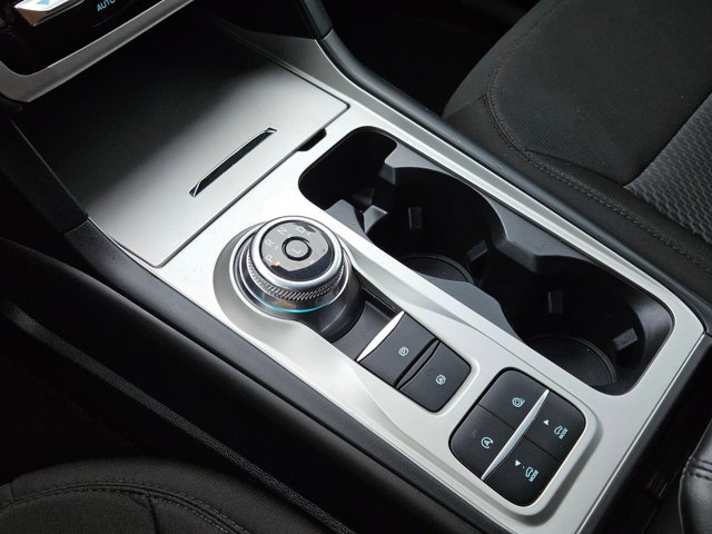 Used 2024 Ford Explorer XLT RWD image 12