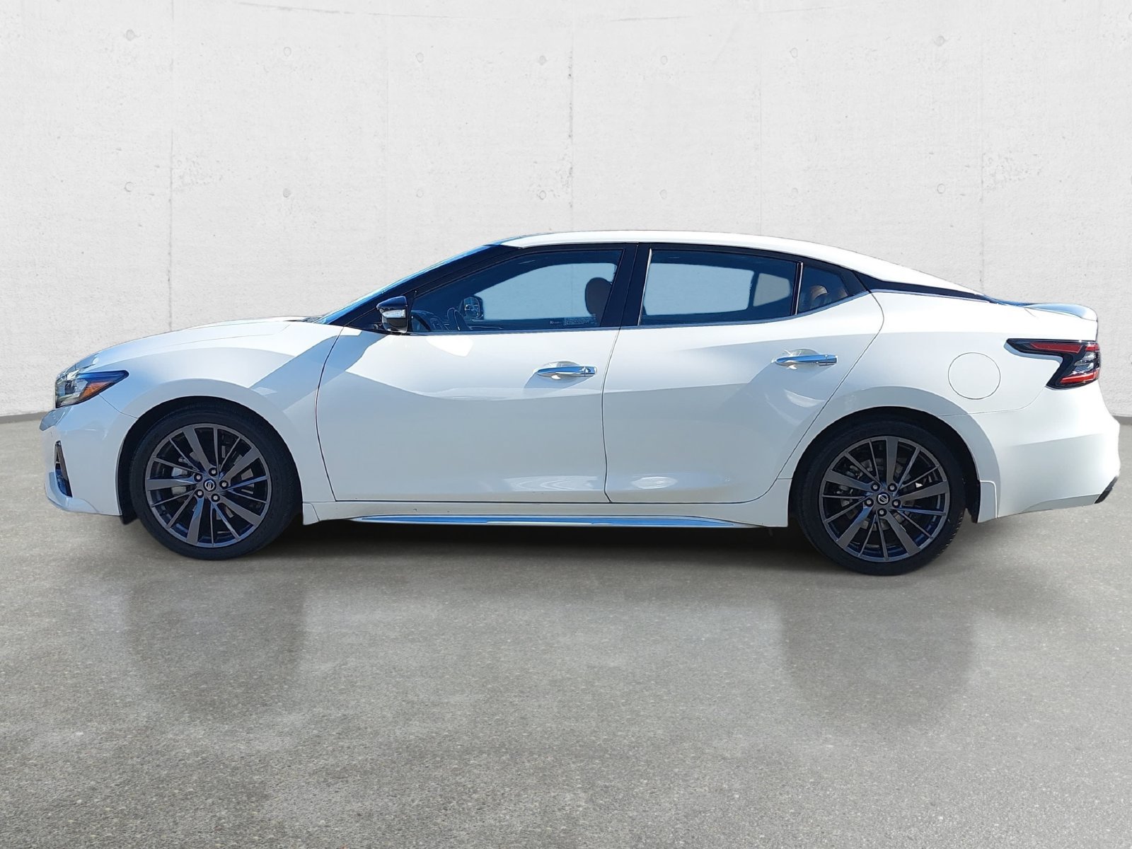 Used 2020 Nissan Maxima Platinum w/ Reserve Package FWD image 8