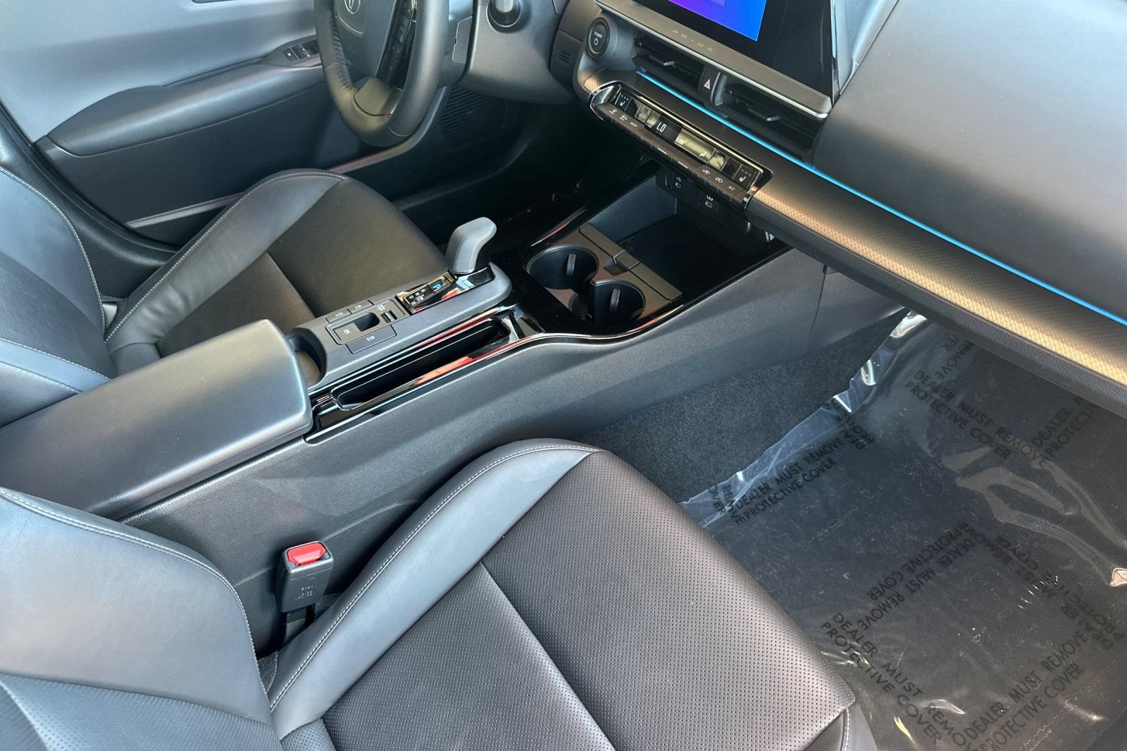 Certified 2023 Toyota Prius XLE FWD image 19