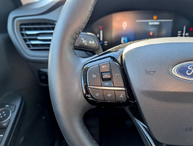 Used 2023 Ford Escape Active AWD/4WD image 19