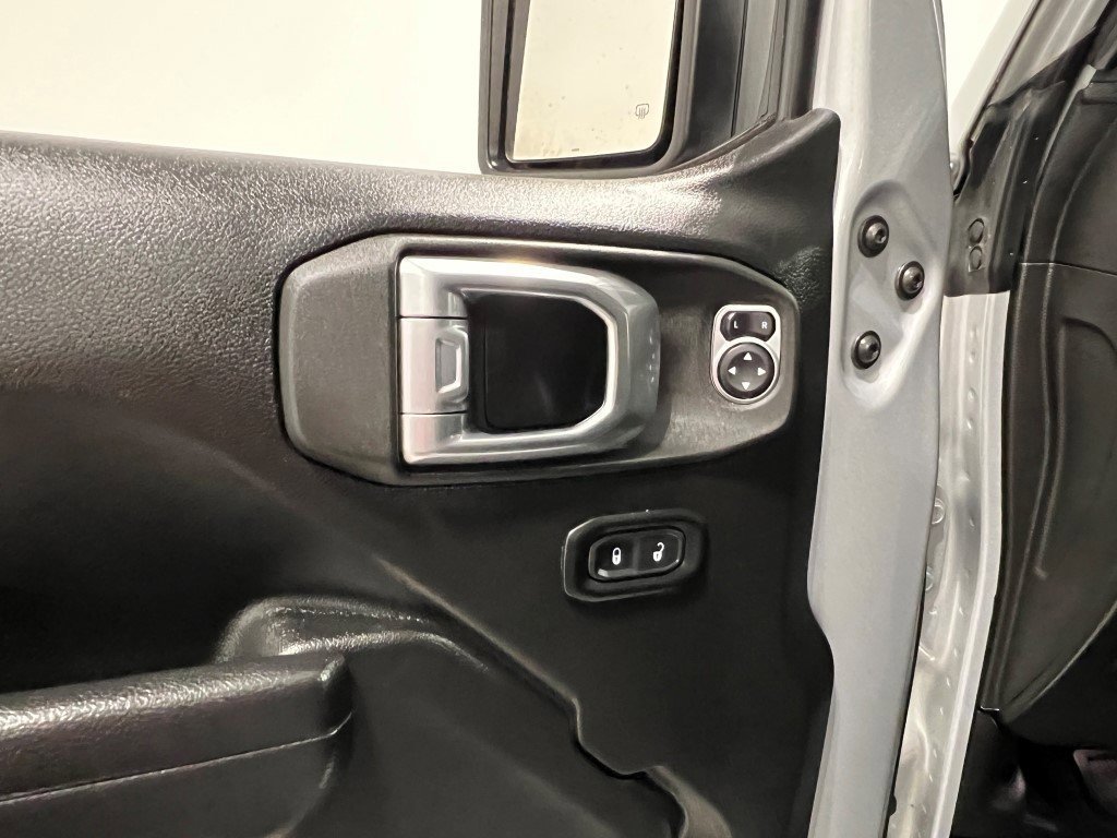 Used 2022 Jeep Wrangler Unlimited Rubicon w/ LED Lighting Group image 28