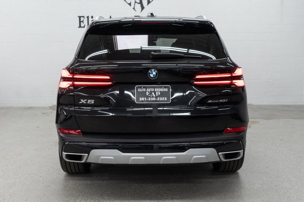 Used 2025 BMW X5 xDrive40i w/ Climate Comfort Package AWD/4WD image 4