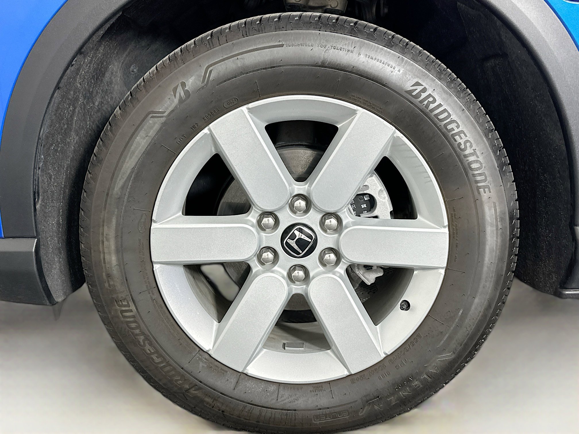 Used 2024 Honda Prologue EX image 11