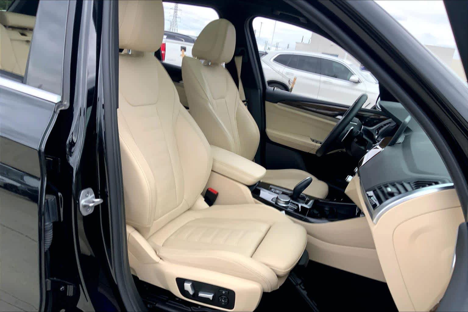 Used 2021 BMW X3 sDrive30i w/ Executive Package RWD image 8