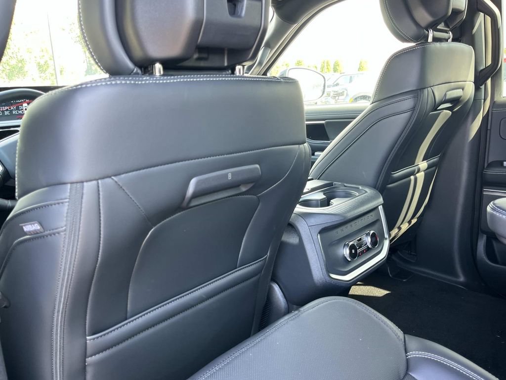 New 2027 Ford Expedition Platinum w/ Stealth Performance Package AWD/4WD image 26