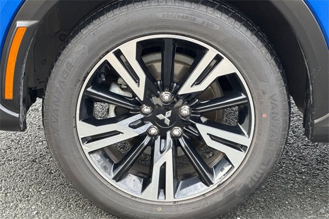 Used 2024 Mitsubishi Eclipse Cross SE image 42