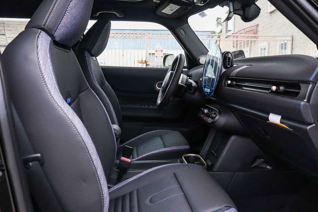 New 2026 MINI Cooper 4-Door Hardtop image 16