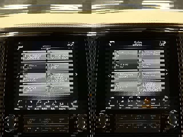 Used 2021 Nissan Titan PRO-4X w/ Pro-4x Convenience Package image 14