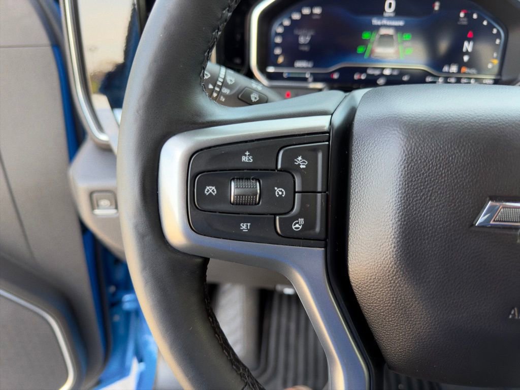 Used 2025 Chevrolet Silverado 1500 RST image 6