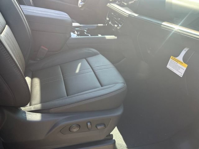 New 2026 Chevrolet Suburban High Country w/ Sun And Tow Package AWD/4WD image 23