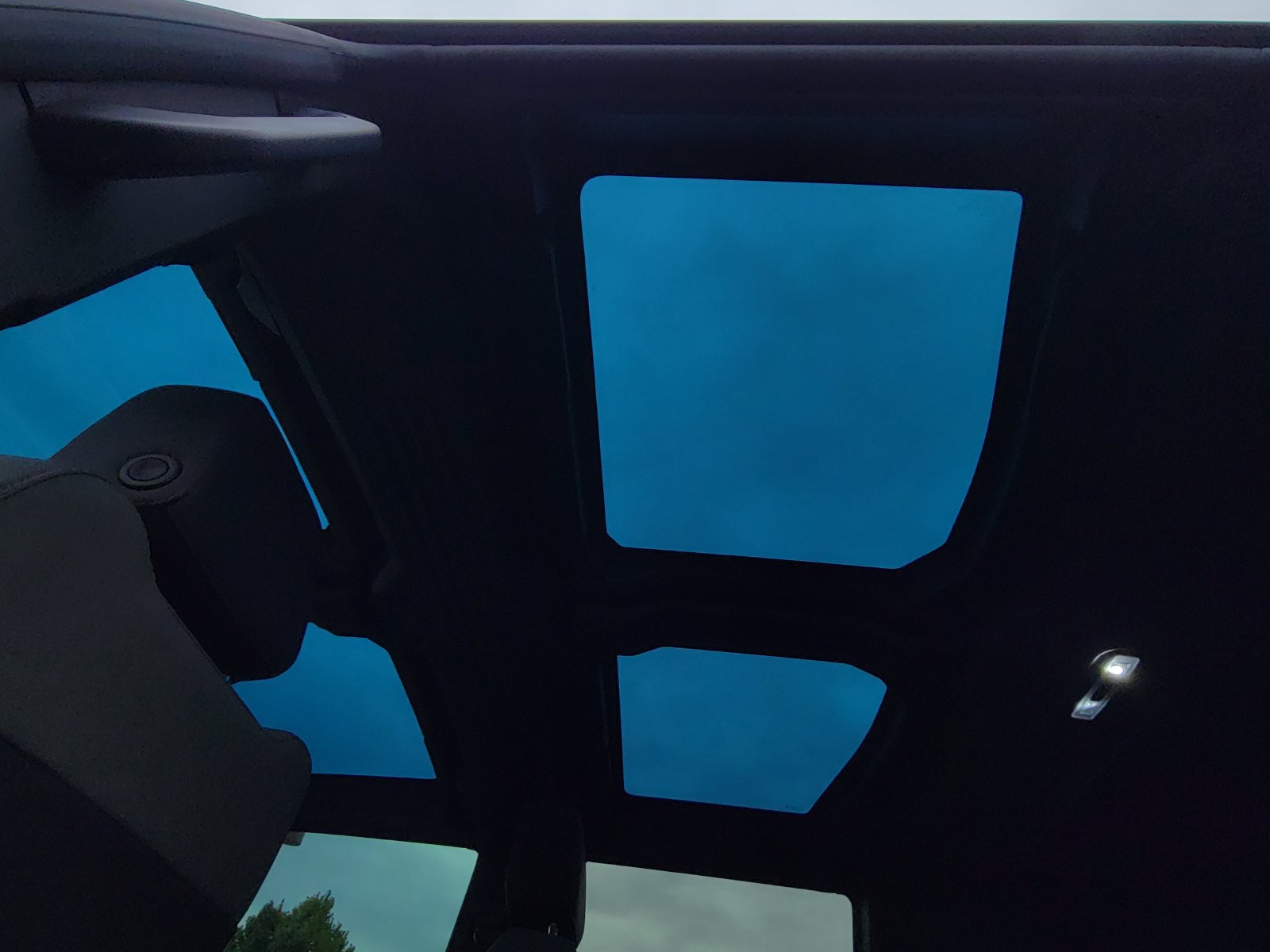 Used 2024 GMC Hummer EV 2X AWD/4WD image 12