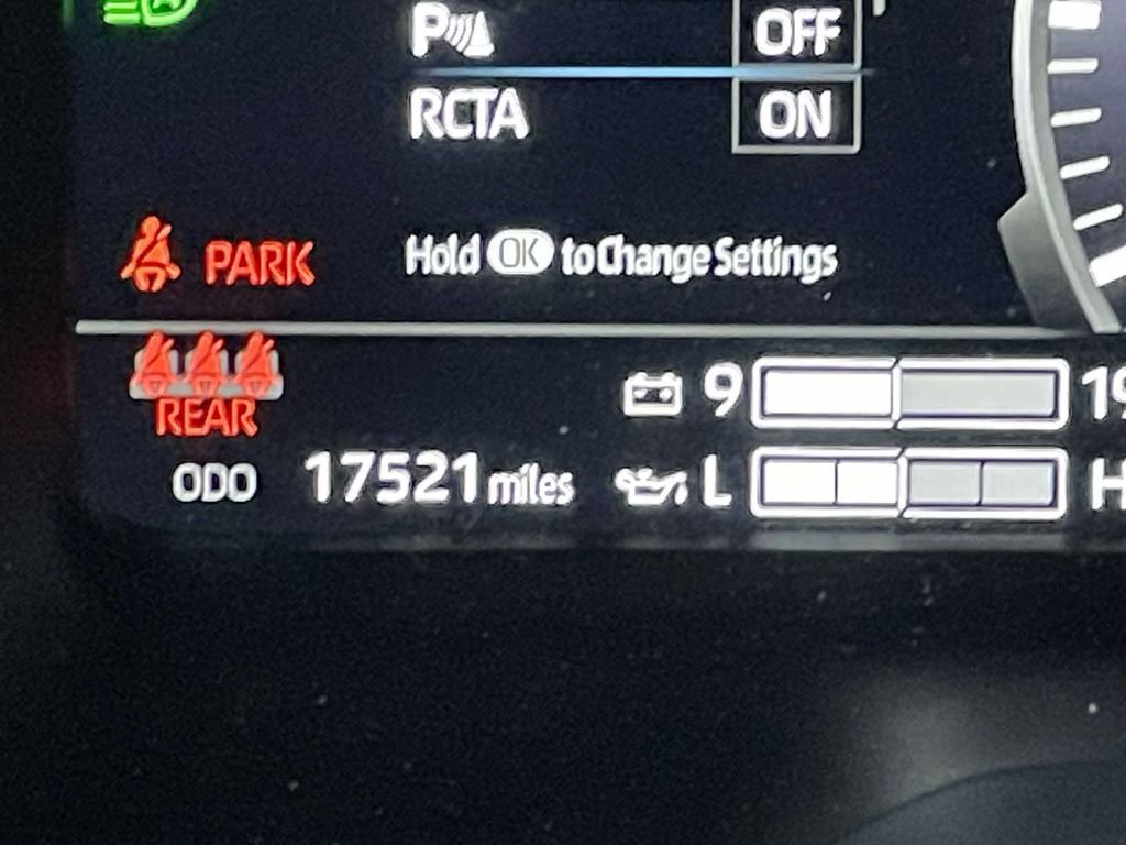 Used 2025 Toyota Tundra Limited image 37