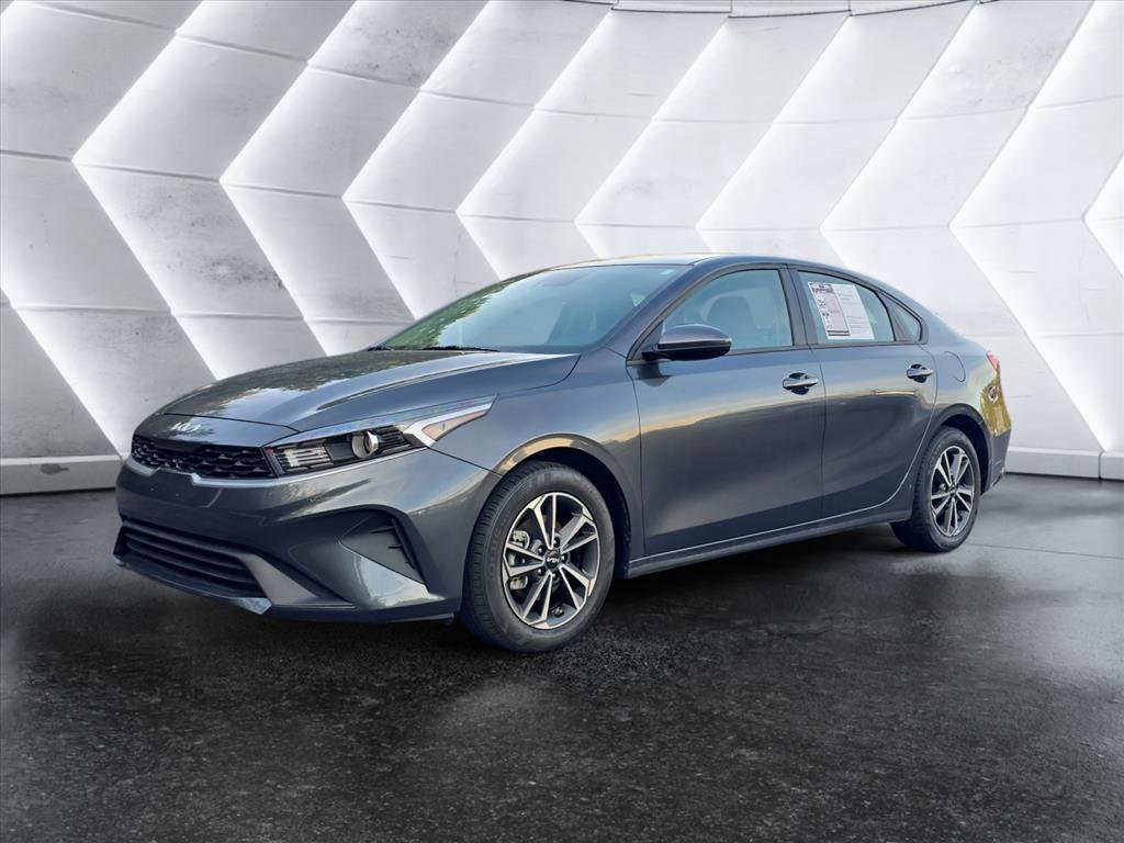 Used 2024 Kia Forte LXS image 1