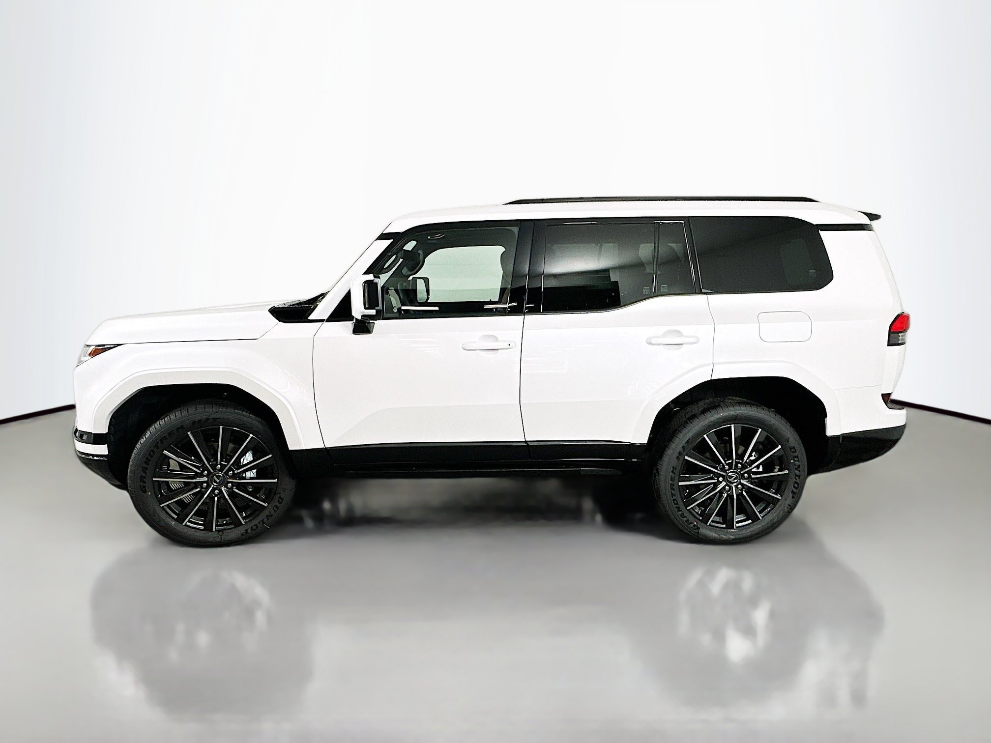 New 2026 Lexus GX 550 w/ Accessory Package (2T) AWD/4WD image 4