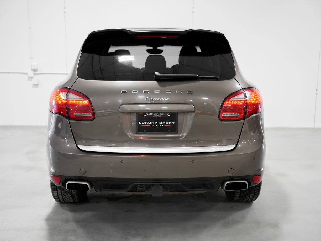 Used 2012 Porsche Cayenne image 4