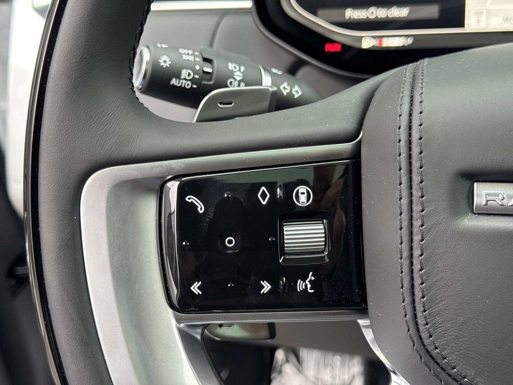 New 2026 Land Rover Range Rover SE AWD/4WD image 30
