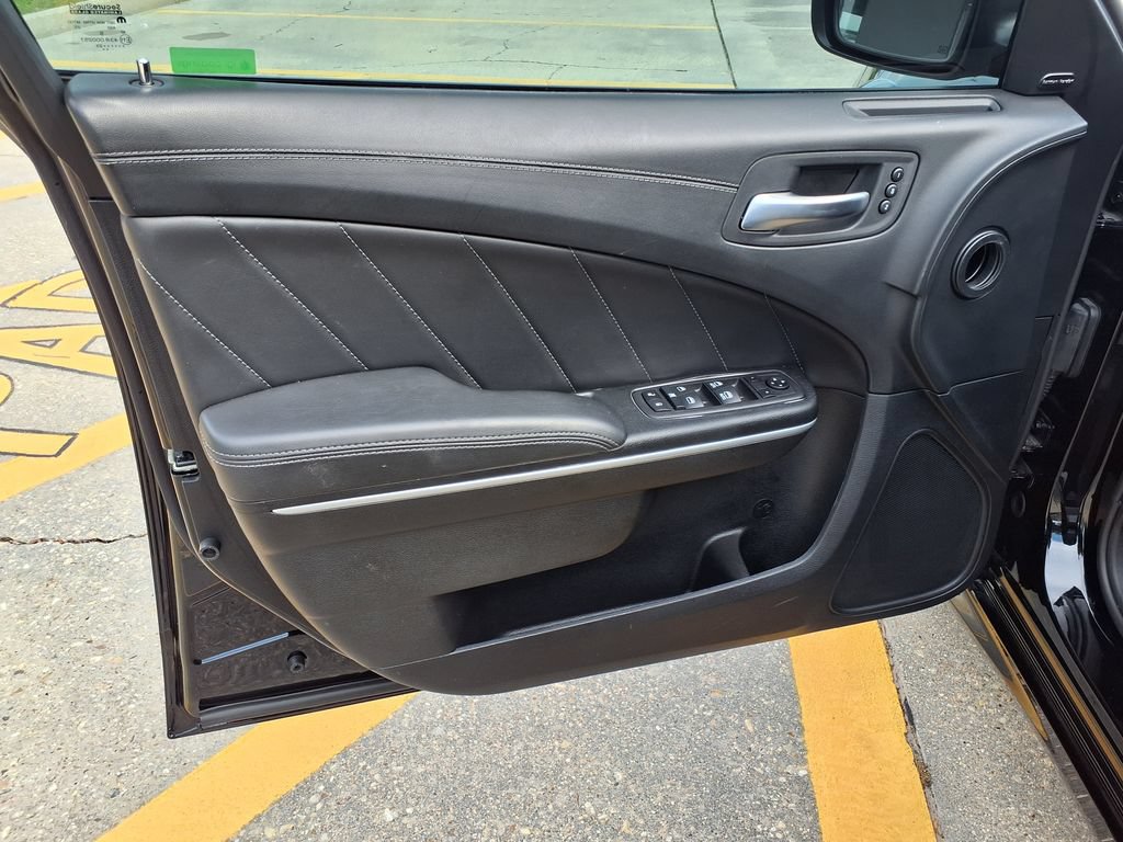 Used 2023 Dodge Charger Scat Pack RWD image 22