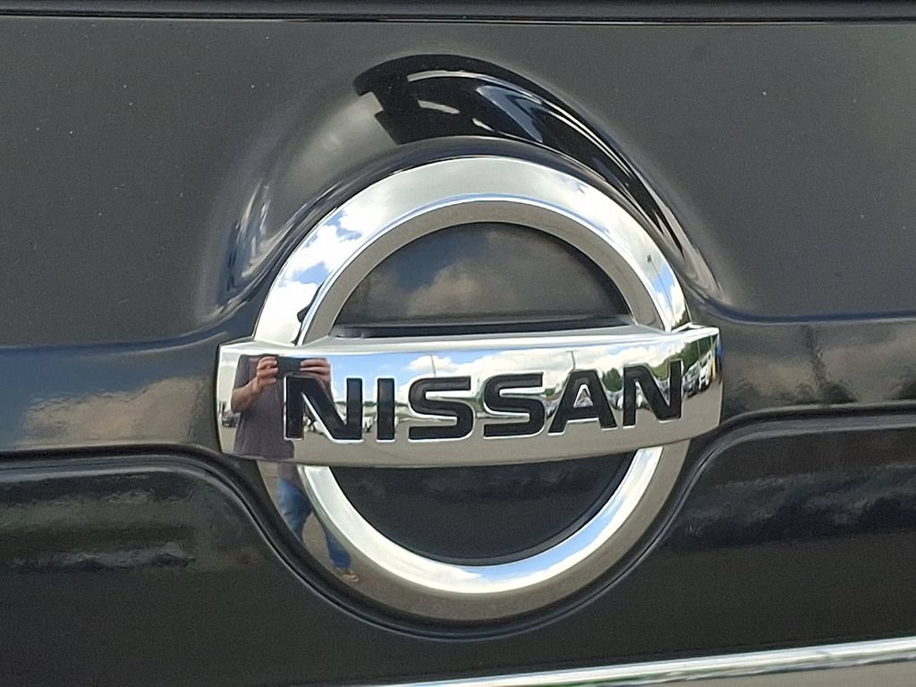 Used 2018 Nissan Rogue SL FWD image 30