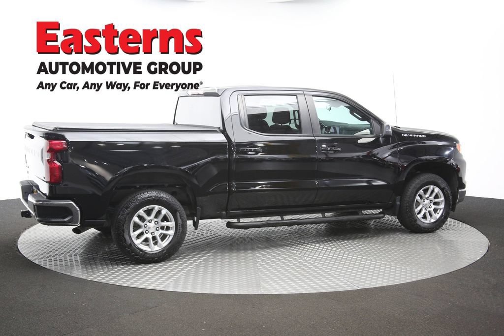 Used 2023 Chevrolet Silverado 1500 LT AWD/4WD image 45