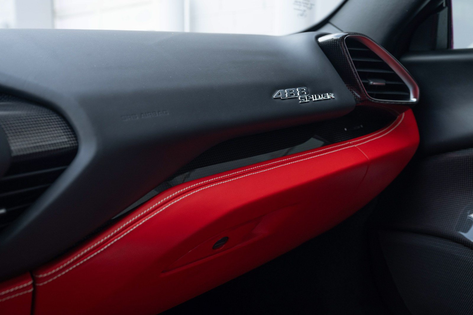 Used 2017 Ferrari 488 Spider RWD image 48
