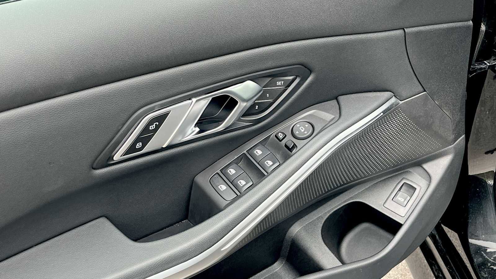 Used 2023 BMW M340i xDrive w/ Shadowloine Package AWD/4WD image 29