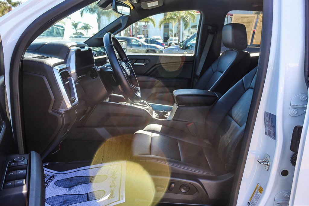 Used 2023 GMC Canyon Elevation w/ Elevation Premium Package image 17