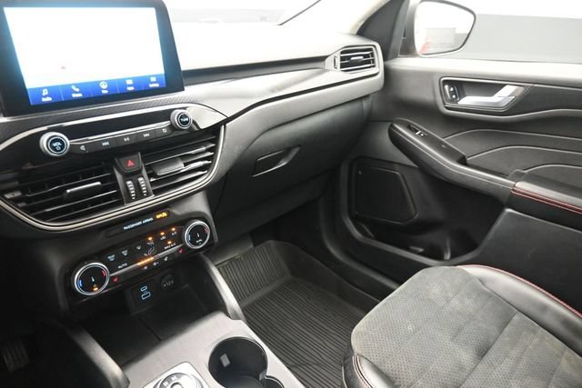 Used 2022 Ford Escape SEL w/ SEL Stealth AWD Package image 29