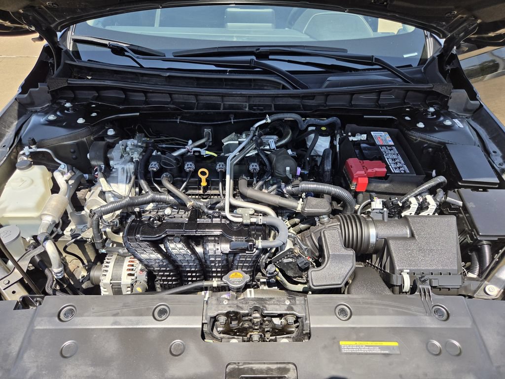 Used 2025 Nissan Altima 2.5 SV FWD image 30