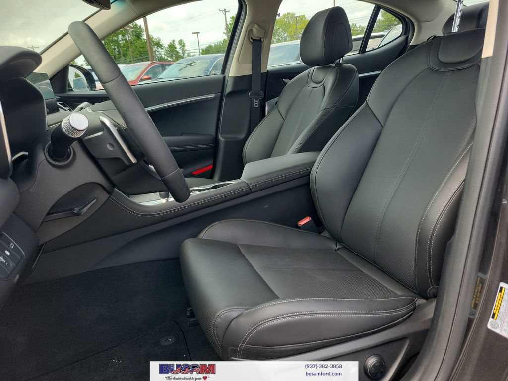 Used 2026 Genesis G70 2.5T AWD/4WD image 11
