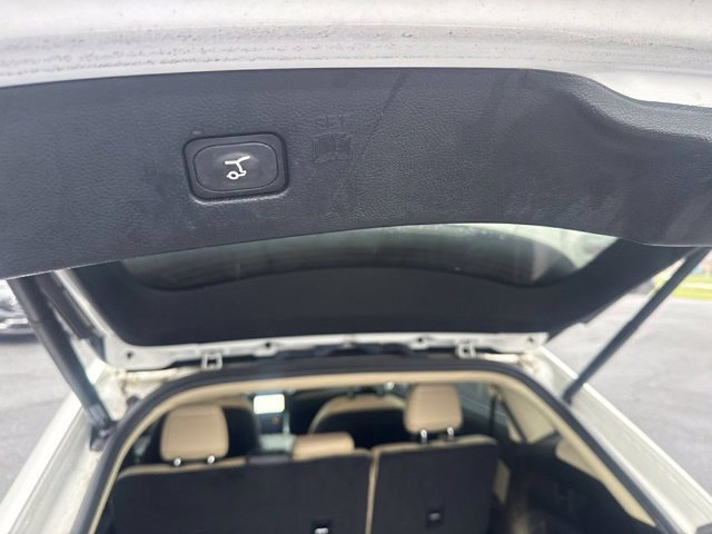Used 2022 Ford Edge SEL w/ Convenience Package AWD/4WD image 9
