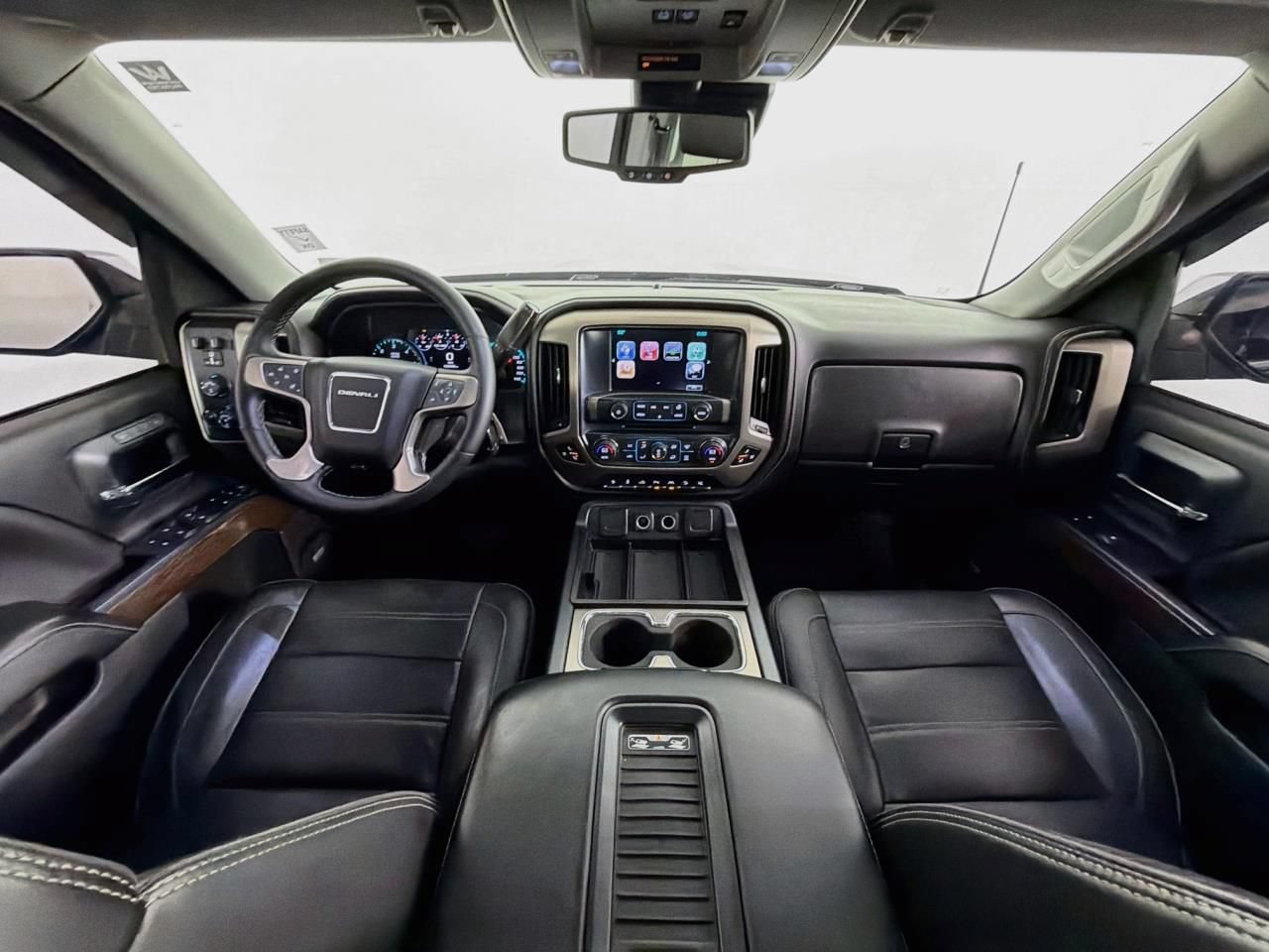 Used 2017 GMC Sierra 1500 Denali AWD/4WD image 10