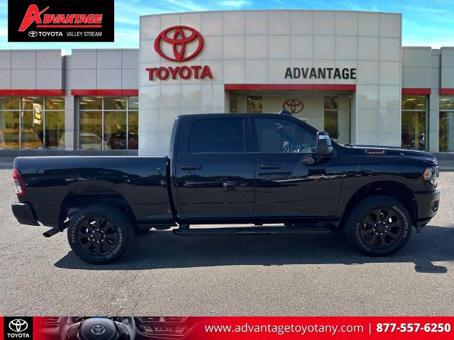 Used 2024 RAM 2500 Big Horn w/ Night Edition AWD/4WD image 5