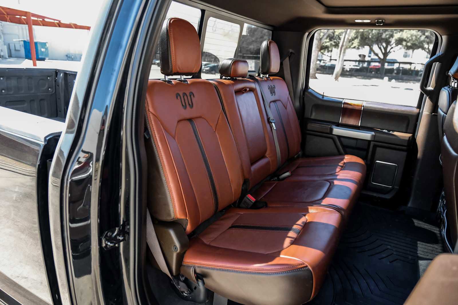 Used 2022 Ford F450 King Ranch w/ King Ranch Ultimate Package image 34