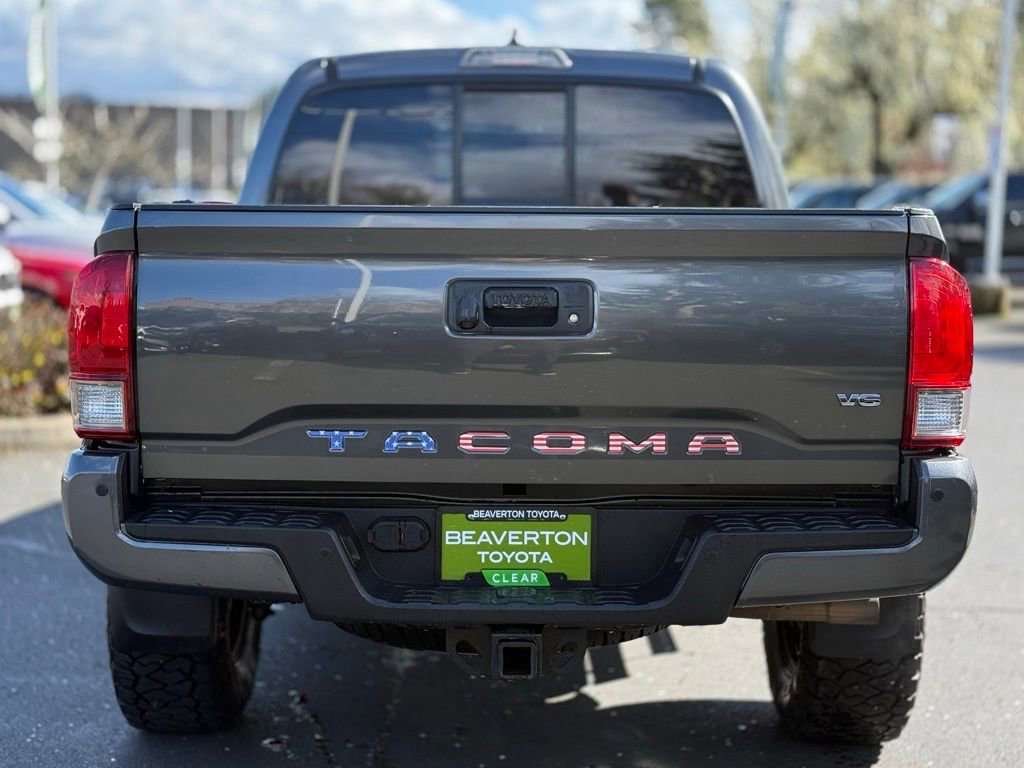 Used 2016 Toyota Tacoma TRD Off-Road image 4