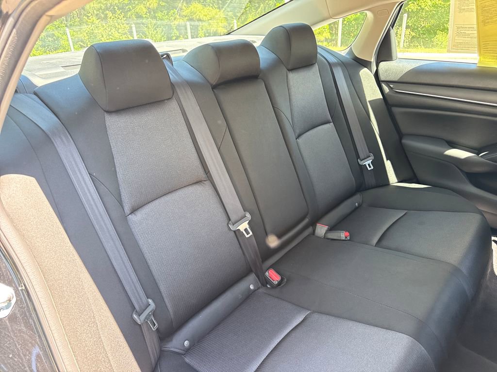 Used 2020 Honda Accord LX image 32