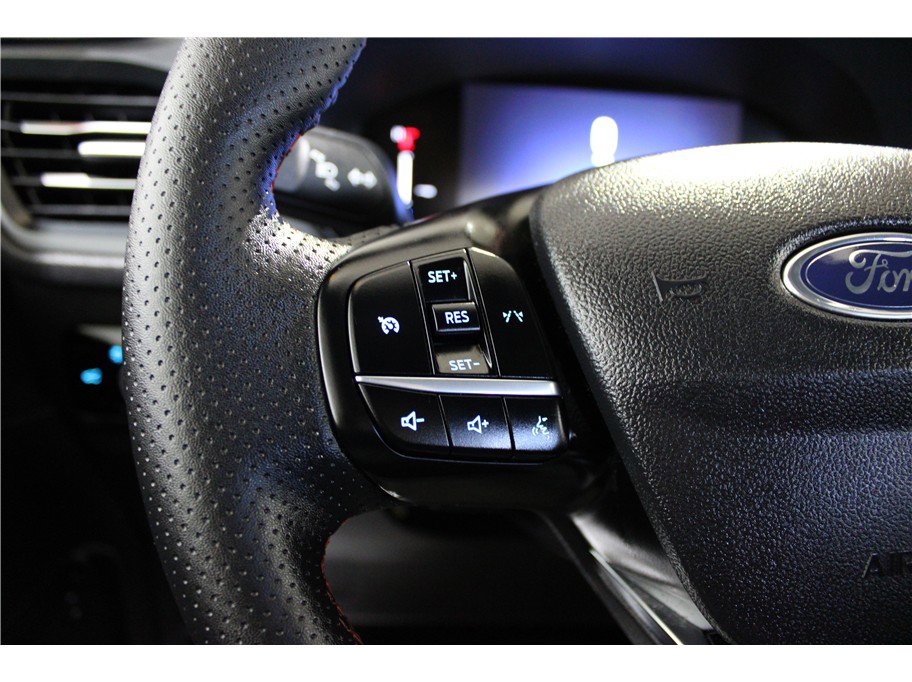 Used 2025 Ford Escape ST-Line Select image 30