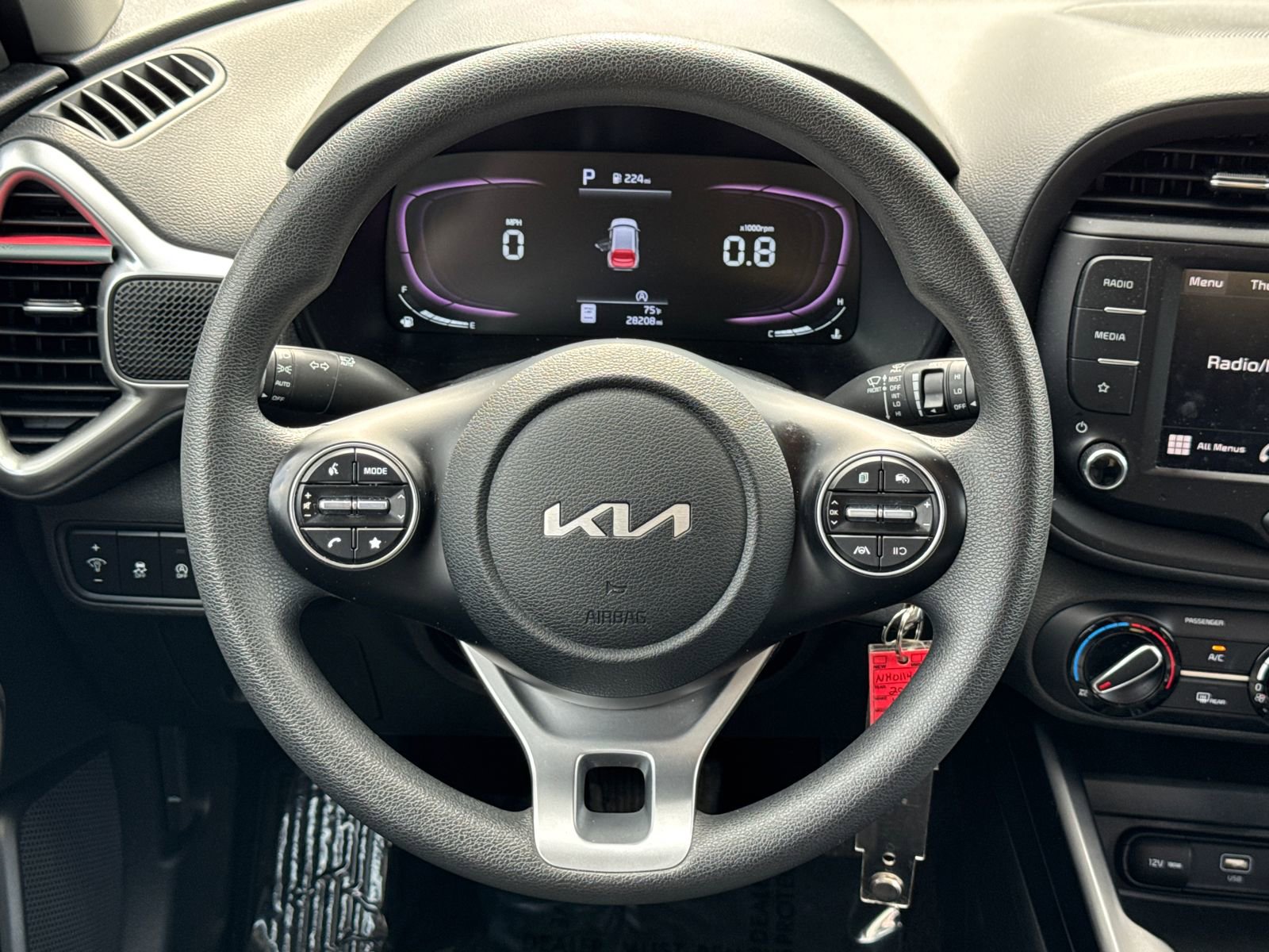 Used 2023 Kia Soul LX image 23