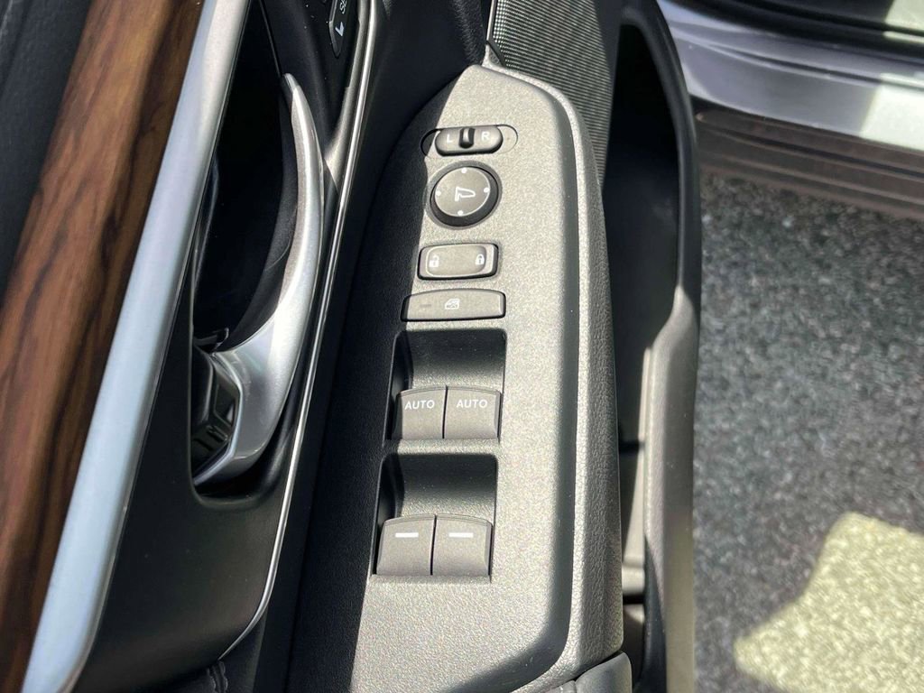 Used 2022 Honda CR-V EX-L image 14