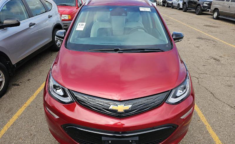 Used 2021 Chevrolet Bolt Premier w/ Infotainment Package image 2