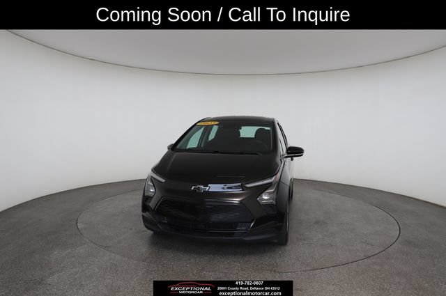 Used 2023 Chevrolet Bolt LT w/ Driver Confidence Package FWD image 4