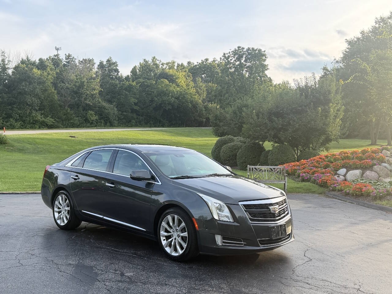 Used 2017 Cadillac XTS Luxury w/ Driver Awareness Package FWD image 1