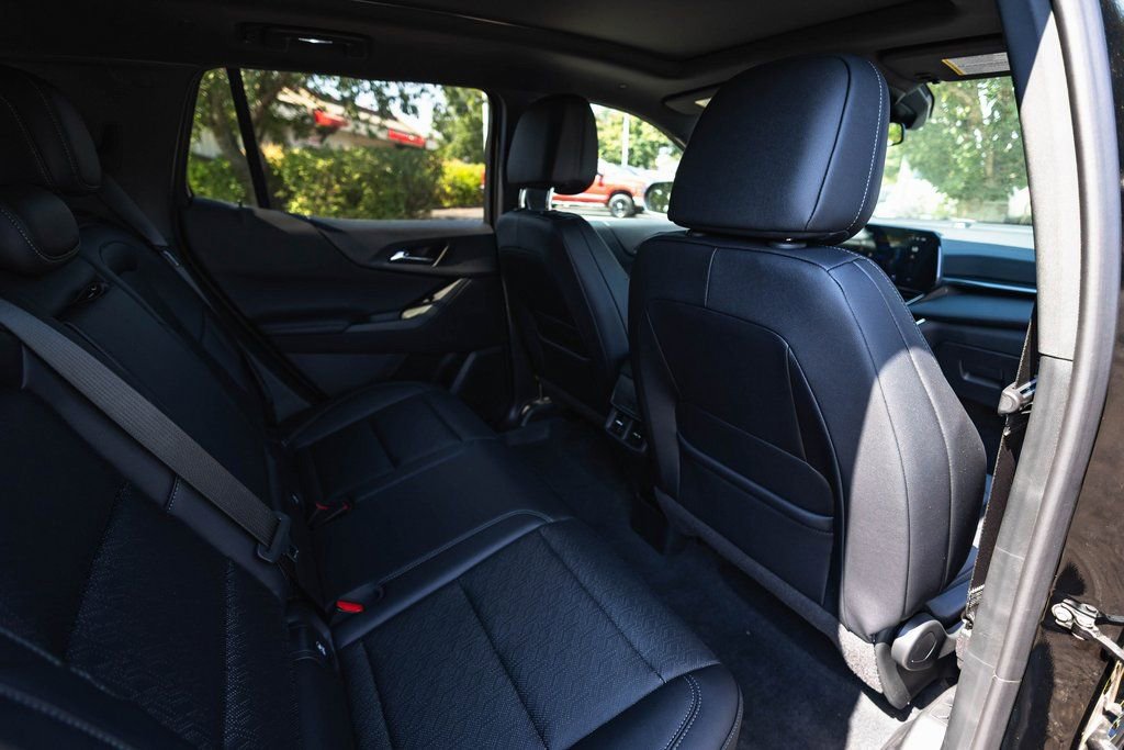 New 2025 Chevrolet Equinox LT w/ Convenience Package II image 20