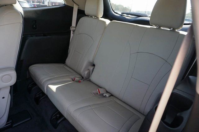 Used 2019 Buick Enclave Essence image 20