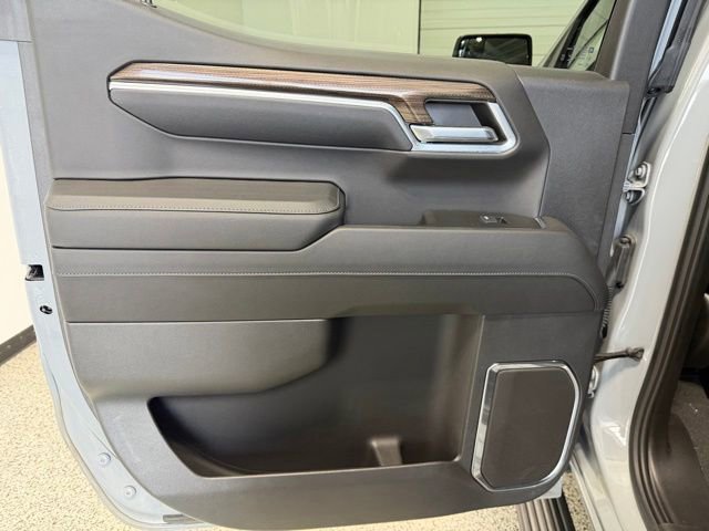 Used 2024 Chevrolet Silverado 1500 LT AWD/4WD image 23
